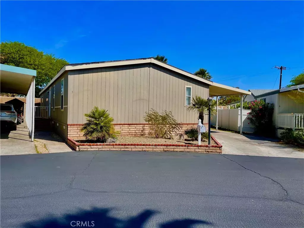 Desert Hot Springs, CA 92241,17555 Corkill #5