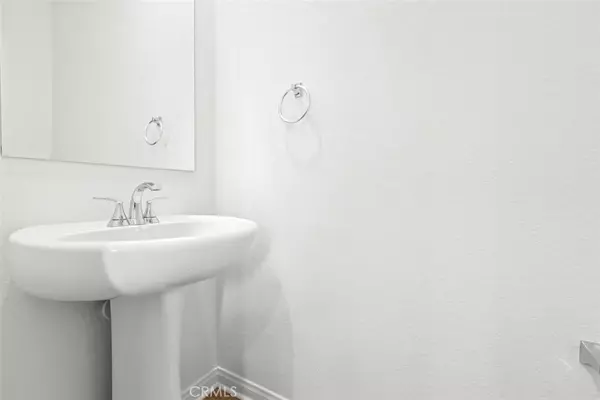 Ontario, CA 91761,4195 E Carmel Privado