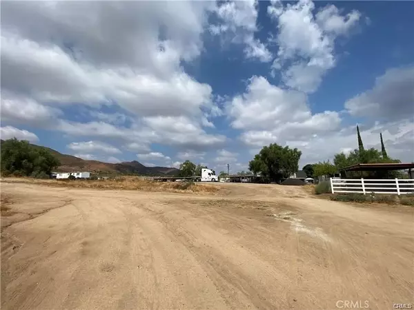 Perris, CA 92570,0 Maguglin