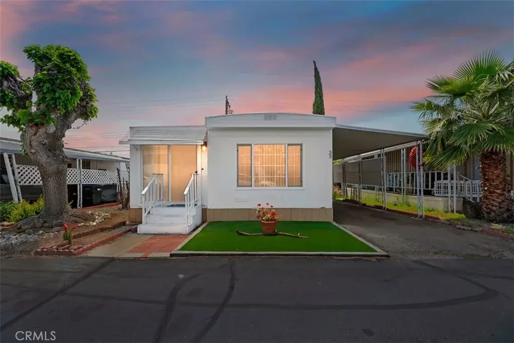 Banning, CA 92220,721 Sunset Avenue #33