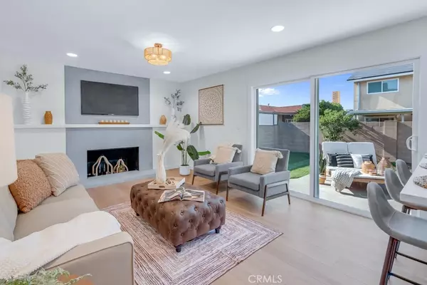 La Palma, CA 90623,5171 Del Este Circle