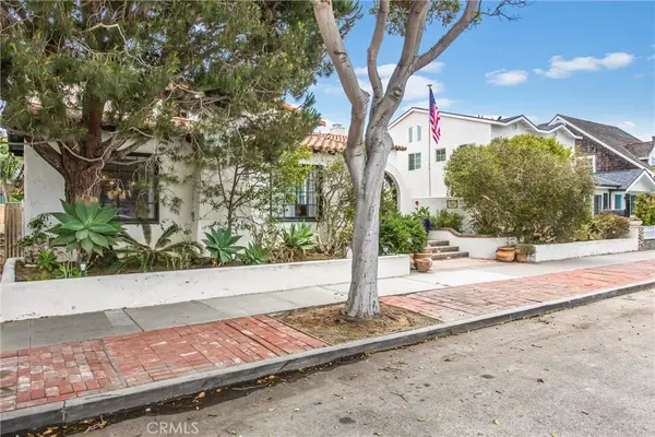 Newport Beach, CA 92661,1585 E Ocean Boulevard