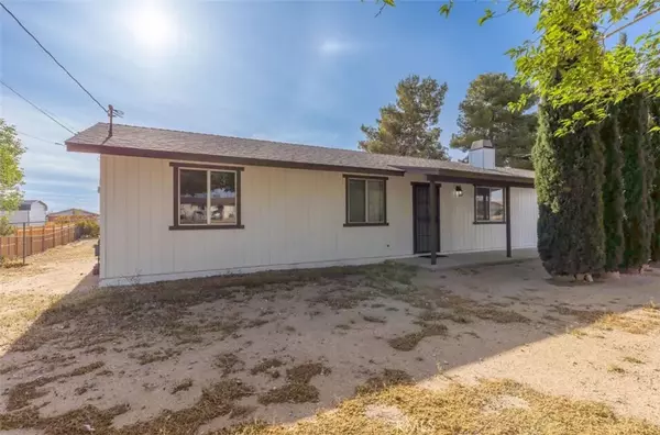 Hesperia, CA 92345,10657 Pinon Avenue