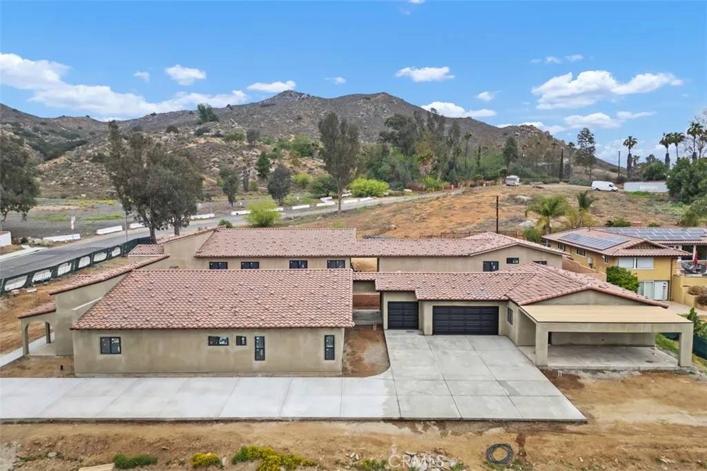 4501 Gilchrist Drive, Riverside, CA 92505