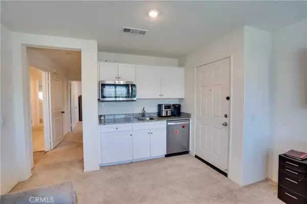 Hemet, CA 92543,1328 Prosperity Place