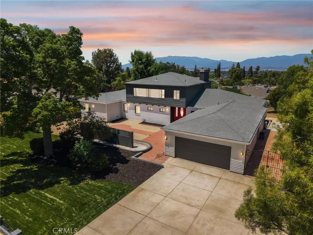 Redlands, CA 92373,220 W Highland Avenue