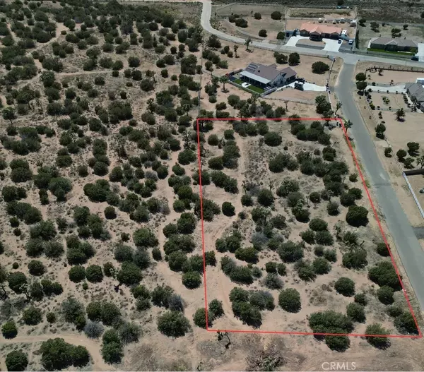 Oak Hills, CA 92344,11075 Heartland