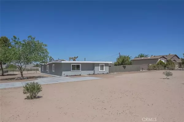 Apple Valley, CA 92307,16762 Century Plant Road