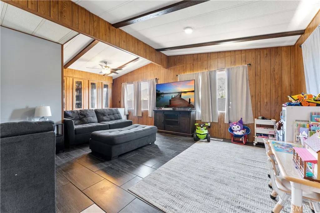 San Jacinto, CA 92583,2230 Lake Park Dr #248