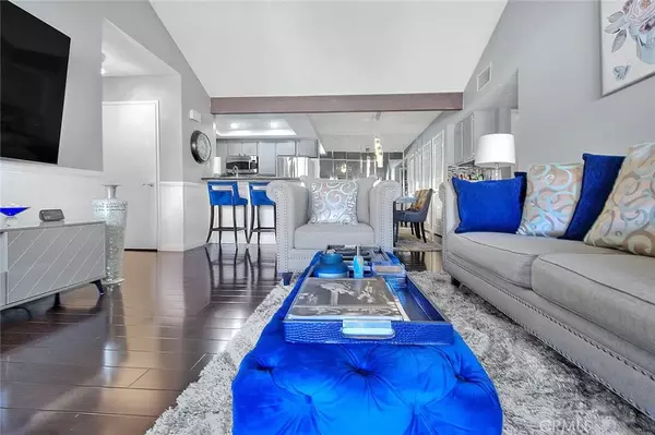 Pomona, CA 91766,44 Carriage Way #108