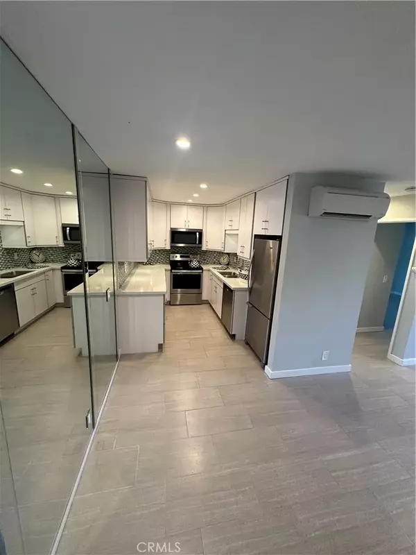 6330 Genesee Avenue #103, San Diego, CA 92122