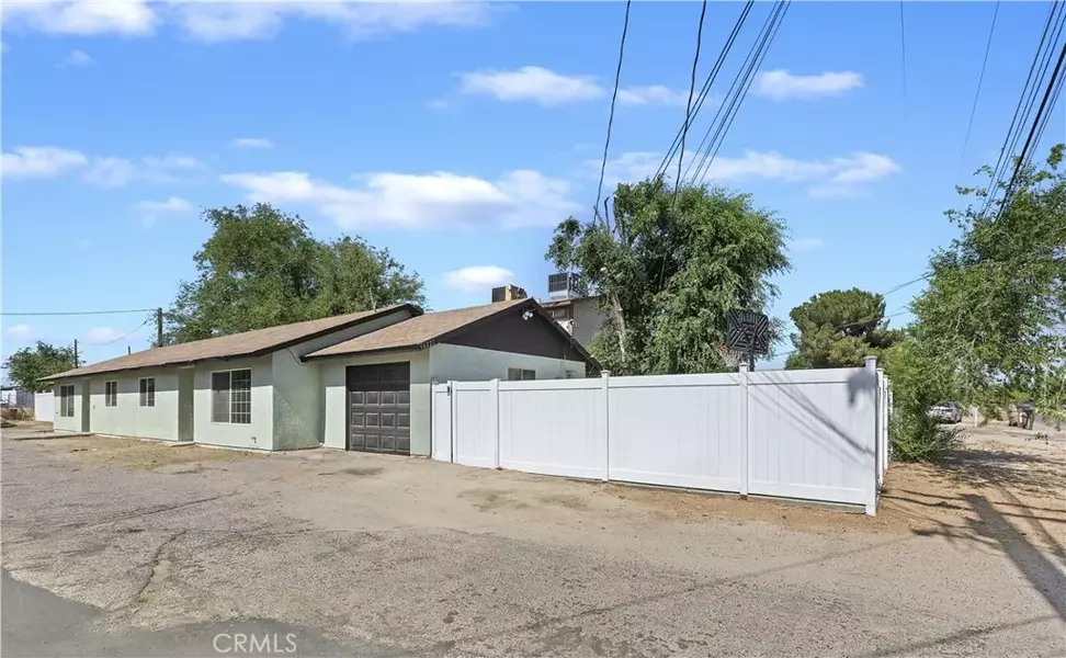 16221 Orange Street, Hesperia, CA 92345