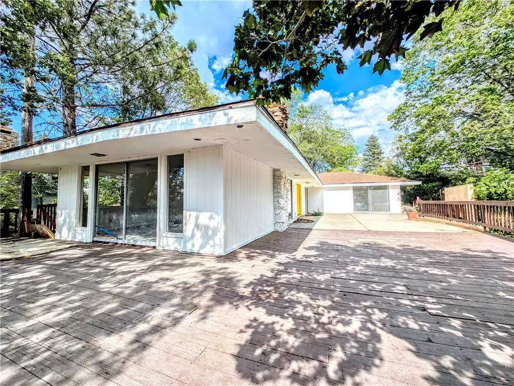 Lake Arrowhead, CA 92352,485 State Hwy 173