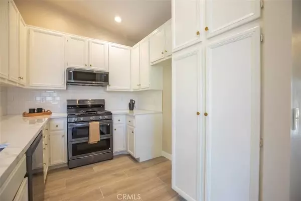 Lake Forest, CA 92610,369 Chaumont Circle