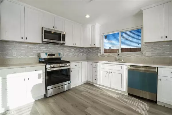 Victorville, CA 92394,16105 Tawney Ridge Ln