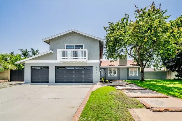 987 N Beechwood Avenue, Rialto, CA 92376