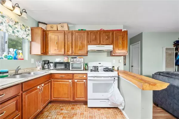 Twin Peaks, CA 92391,26166 Alpine Lane