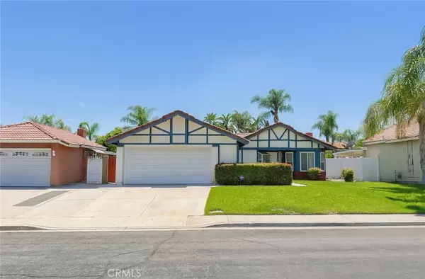 13941 PARKWOOD Drive, Fontana, CA 92337
