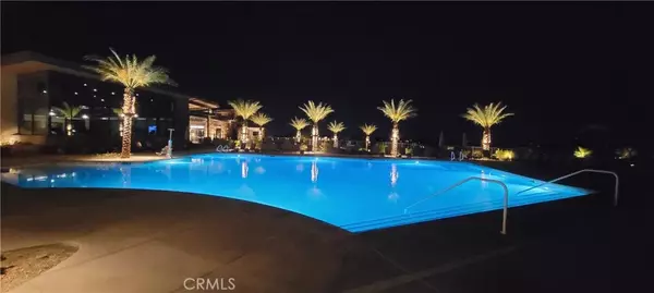 Rancho Mirage, CA 92270,82 Burgundy