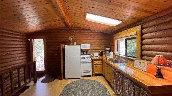 Green Valley Lake, CA 92341,33796 Cedar Pines Lane