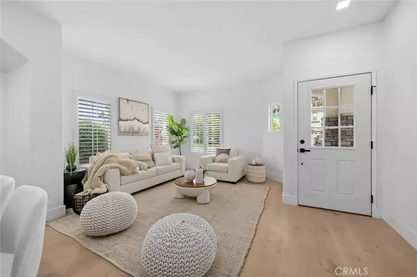 San Diego, CA 92130,4207 Calle Mar De Ballenas