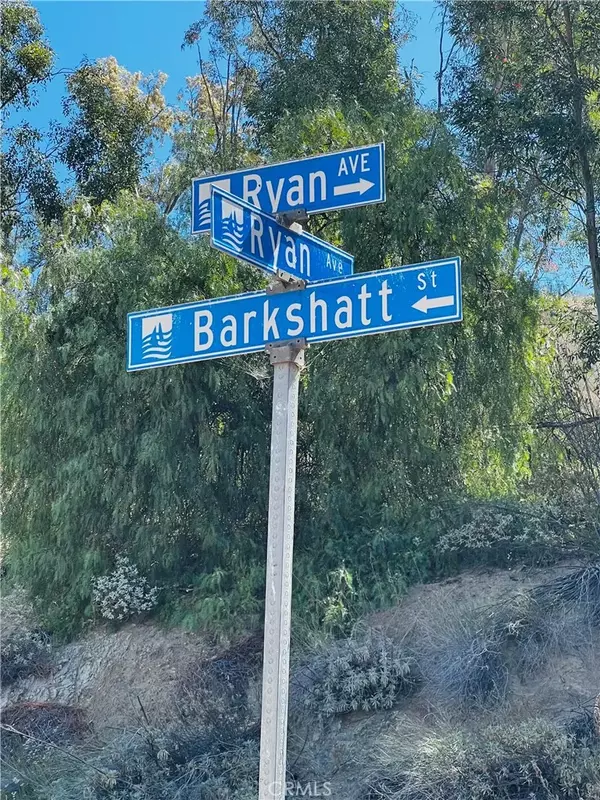 Lake Elsinore, CA 92530,0 Barkschatt