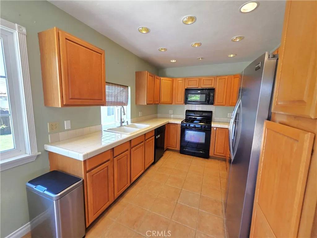 Yucaipa, CA 92399,34939 Date Avenue