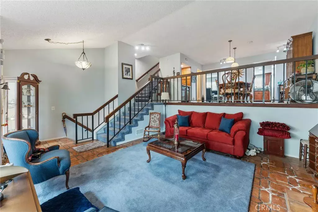 Buena Park, CA 90620,46 Lincoln Court