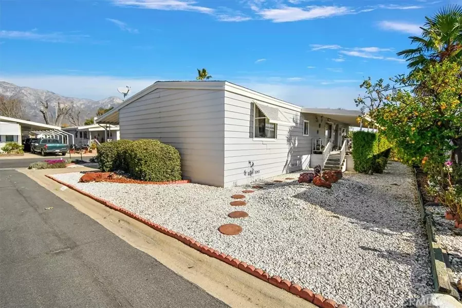 929 E Foothill #81, Upland, CA 91786