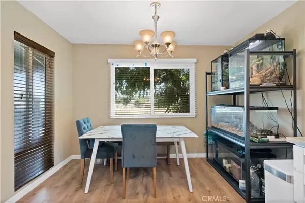 Escondido, CA 92027,1811 E Grand Avenue #98