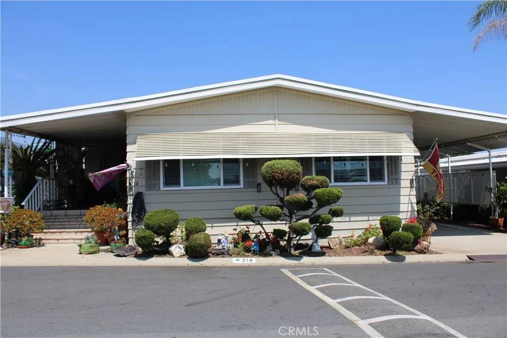 3800 Bradford #314, La Verne, CA 91750