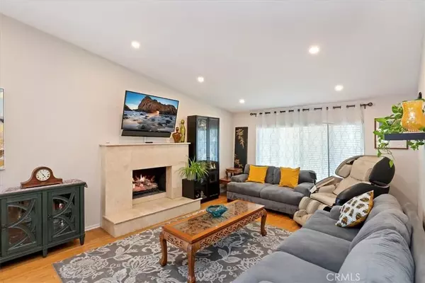 Downey, CA 90240,9430 True Avenue