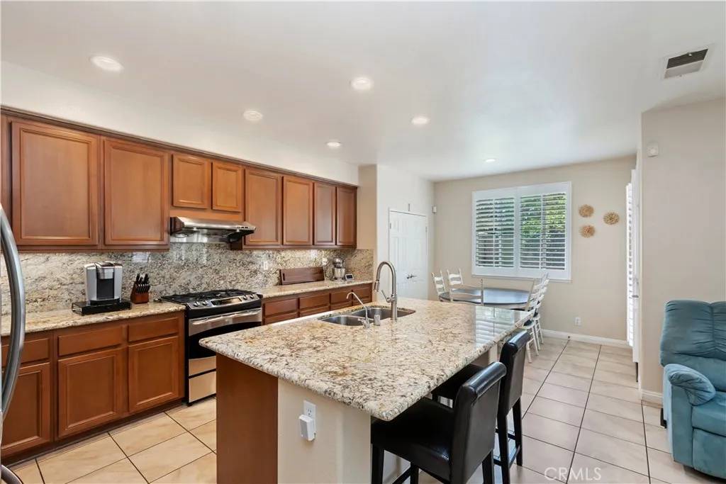 Eastvale, CA 92880,12917 Clemson Drive