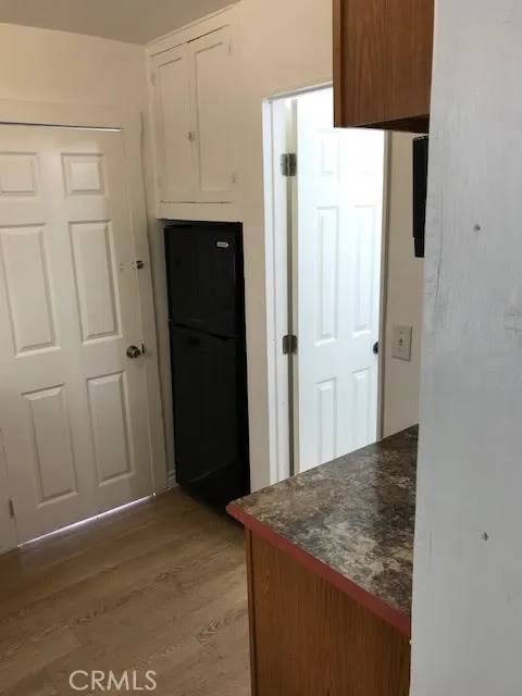 Los Angeles, CA 90019,4533 Saturn Street
