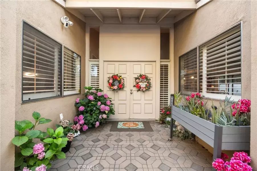 1137 Mountain Gate Road, Upland, CA 91786