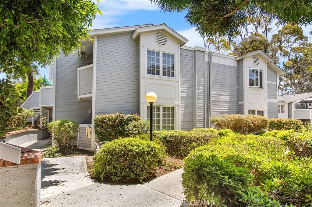 Oceanside, CA 92054,2168 S Coast Highway