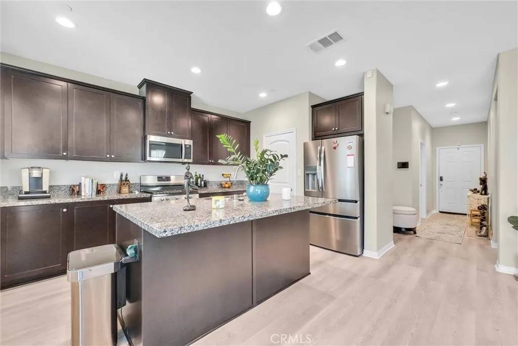 Menifee, CA 92584,27283 Chase Road