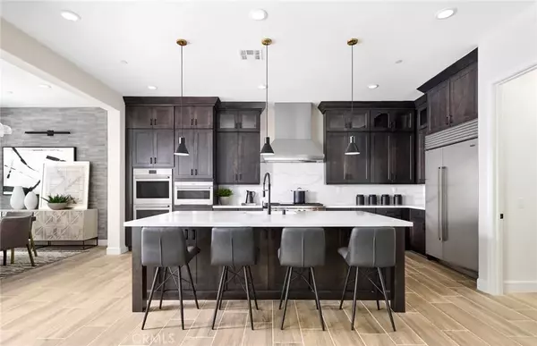 Chatsworth, CA 91311,21150 Poema Place