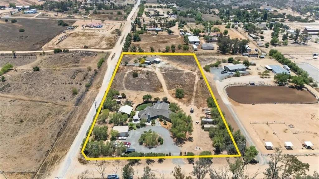 Perris, CA 92570,18999 Yellow Brick Road