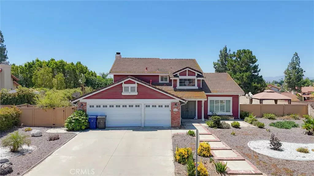 245 Cottonwood Avenue, Riverside, CA 92506