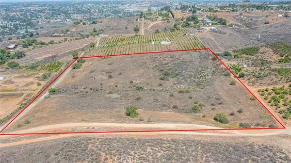 Riverside, CA 92503,0 Vista Del Lago Dr.