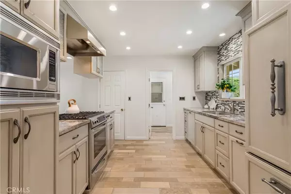 13493 Fellows Avenue, Sylmar, CA 91342