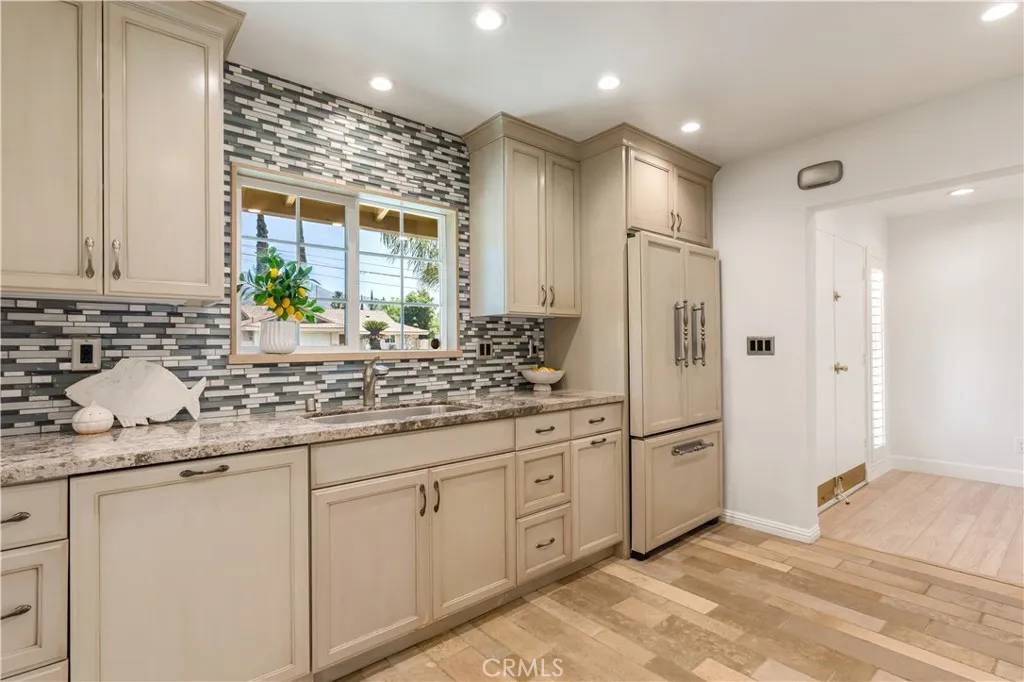 Sylmar, CA 91342,13493 Fellows Avenue