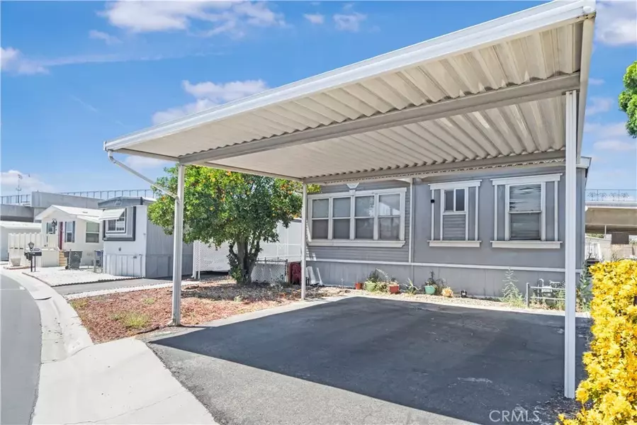 3700 Buchanan #102, Riverside, CA 92503