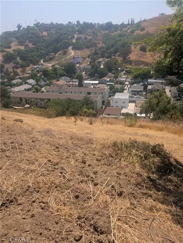 Lincoln Heights, CA 90031,3104 Lincoln Park