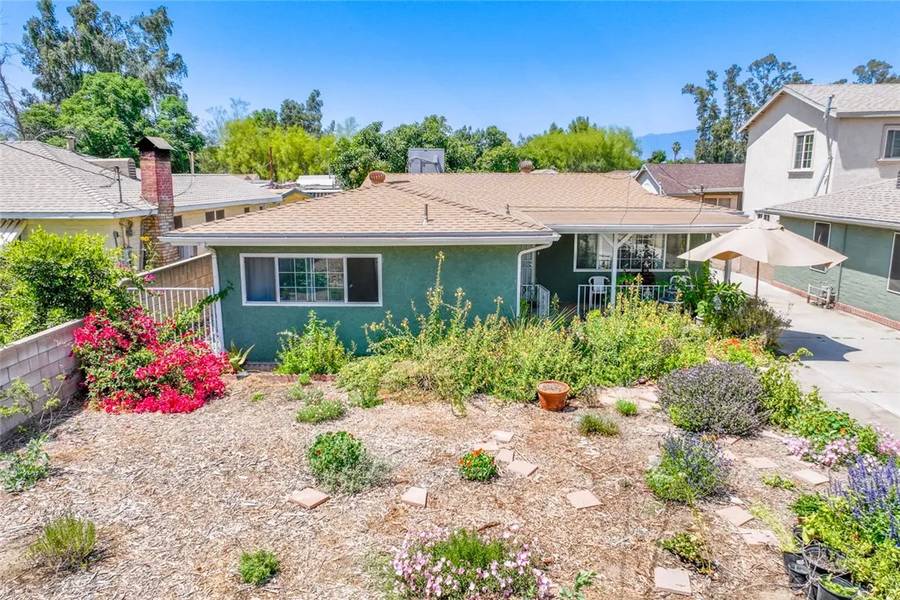 18934 San Bernardino Avenue, Bloomington, CA 92316