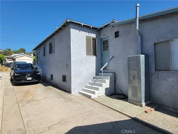 Tujunga, CA 91042,10563 Las Lunitas Avenue