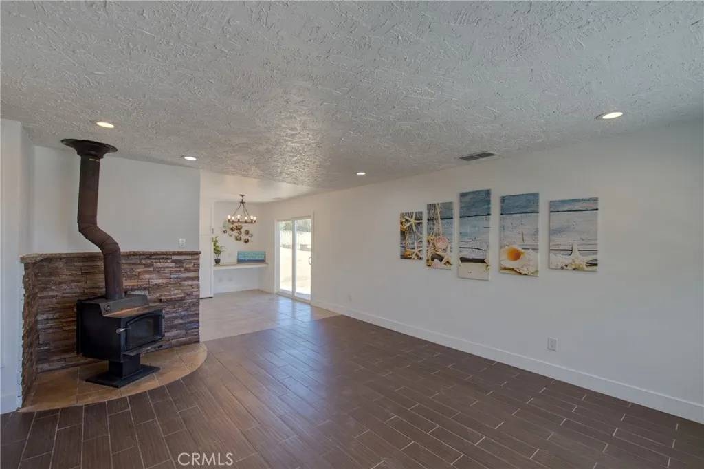 Hesperia, CA 92345,7990 Arrowhead Lake Road