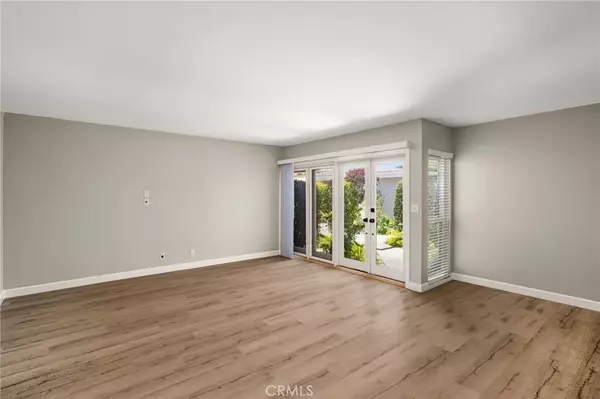 Laguna Beach, CA 92651,1575 Via Capri #6