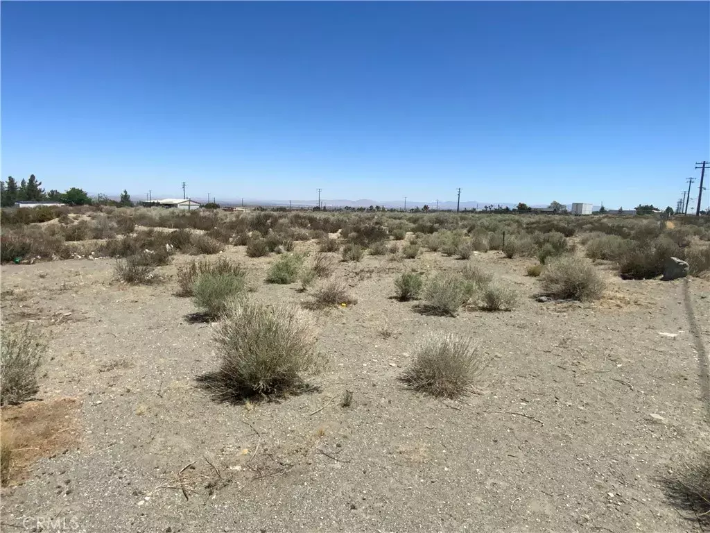 Phelan, CA 92371,0 Eaby